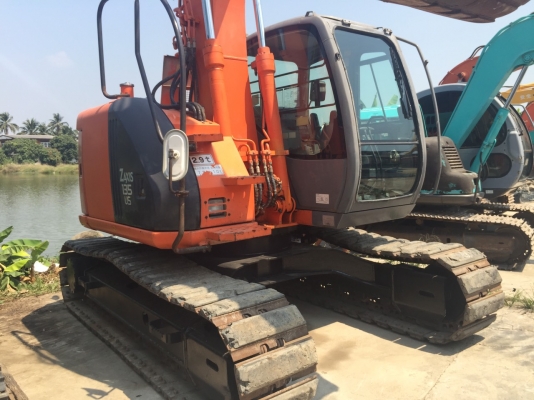 ขายด่วน รถขุด HITACHI ZX135US ปี 2006  สภาพสวย มีลายหัวกระแทก  เก่าญี่ปุ่น  เครื่อง ปั๊มดี   เอวแน่น  สนใจโทร  089-7462641สุวรรณีจ้า
