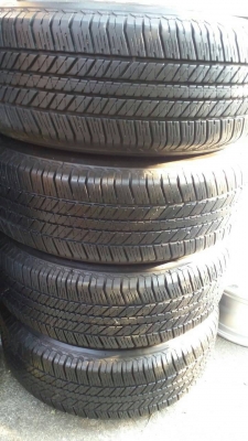 ยาง bridgestone 265 65 17 ปี 13 ชุดล่ะ 5500