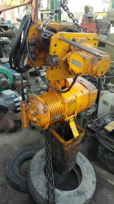 รอกโซ่ไฟฟ้า KITO Made in JAPAN ขนาด 5 ตัน ไฟ 380V. พร้อมตัวเดินบีม สดนอกพึ่งลงตู้ ดึงนิ่มมาเทสได้!! รอกโซ่ไฟฟ้า KITO Made in JAPAN ขนาด 5 ตัน ไฟ 380V. พร้อมตัวเดินบีม สดนอกพึ่งลงตู้ ดึงนิ่มมาเทสได้!!