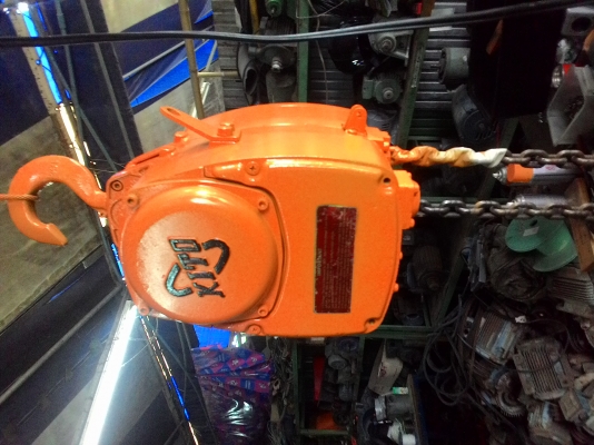 รอกไฟฟ้ามือสอง 500Kg ใช้ไฟ 2 สาย 220v.( Single phase ) โซ่ยาว 6 เมตร รับประกัน 6 เดือน 0985700161