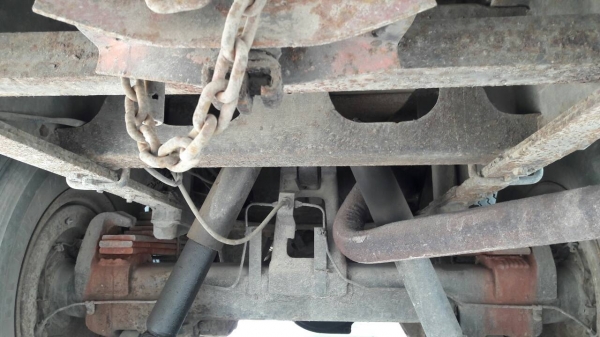 รถฮีโน่ 10 ล้อ ตู้เย็น FL3H  195 แรงม้า. ปี 36.    สนใจติดต่อ  081 - 6079515