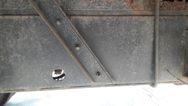 รถฮีโน่ 10 ล้อ ตู้เย็น FL3H  195 แรงม้า. ปี 36.    สนใจติดต่อ  081 - 6079515