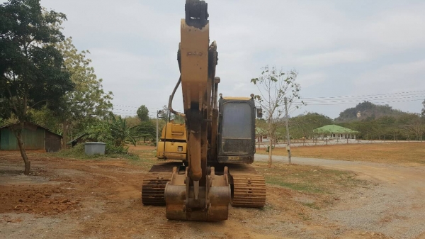 ขาย แบคโฮ CAT 320 C เอกสารเล่มทะเบียนครบ ไฟเต็ม เครื่องดี ช่วงล่างแน่น ราคาต่อรองได้ ขาย แบคโฮ CAT 320 C เอกสารเล่มทะเบียนครบ ไฟเต็ม เครื่องดี ช่วงล่างแน่น ราคาต่อรองได้
