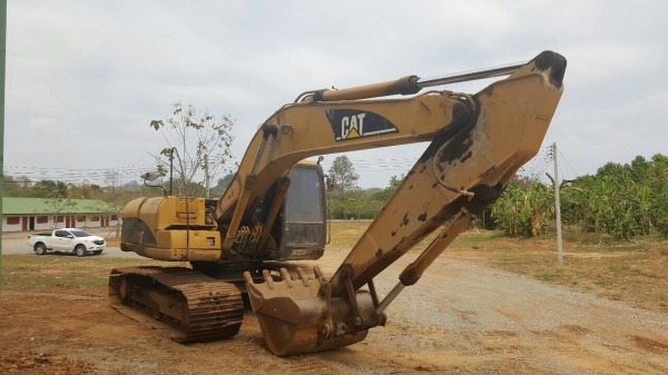 ขาย แบคโฮ CAT 320 C เอกสารเล่มทะเบียนครบ ไฟเต็ม เครื่องดี ช่วงล่างแน่น ราคาต่อรองได้ ขาย แบคโฮ CAT 320 C เอกสารเล่มทะเบียนครบ ไฟเต็ม เครื่องดี ช่วงล่างแน่น ราคาต่อรองได้
