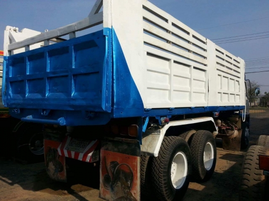 ขายรถ10ล้อ ดั้ม2เพลา เครื่อง195แรง โลฮาย10สปีด พาวเวอร์ ทิฟฟี่ เอกสารพร้อมโอน สนใจโทร 090-8588220คุณนะ 093-3258446คุณบิว หรือเข้าดูสินค้าอื่นๆได้ที่ www.truck.in.th/498 หรือเพจFacebook ณรงค์ ซื้อขายรถมือสอง (เว็บไซต์ส่วนตัว) หรือFacebook คุณนะ รถบรรทุก