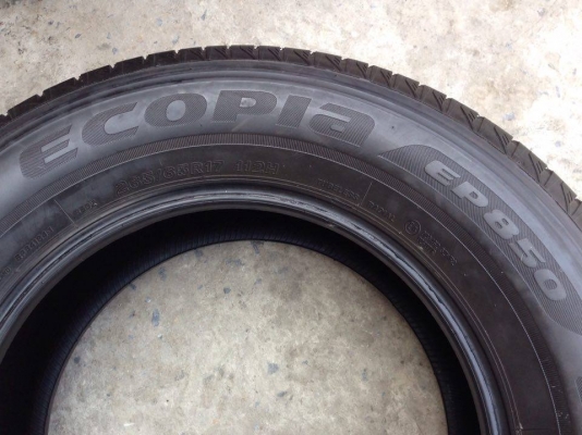 ยาง Bridgstone 265-65-17 ยาง Bridgstone ปี 14 รุ่น Ecopla EP 850 ครบชุด 4 เส้น 4500  ไม่ควรพลาด สภาพสวยๆไม่มีปะไม่บวมดอกยางเหลือเยอะ