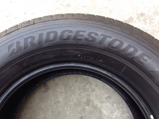 ยาง Bridgstone 265-65-17 ยาง Bridgstone ปี 14 รุ่น Ecopla EP 850 ครบชุด 4 เส้น 4500  ไม่ควรพลาด สภาพสวยๆไม่มีปะไม่บวมดอกยางเหลือเยอะ