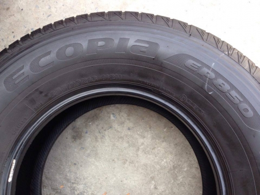 ยาง Bridgstone 265-70-16 ยาง Bridgstone ปี 14 รุ่น Ecopla EP 850 ครบชุด 4 เส้น 6000  ไม่ควรพลาด สภาพสวยๆไม่บวมดอกยางเหลือเยอะ