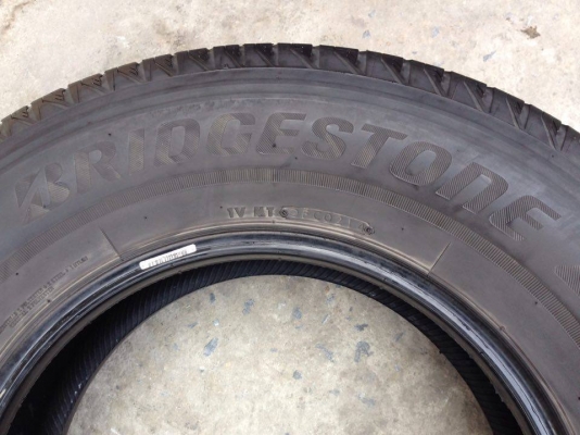 ยาง Bridgstone 245-70-16 ยาง Bridgstone ปี 14 รุ่น Ecopla EP 850 ครบชุด 4 เส้น 5000  ไม่ควรพลาด สภาพสวยๆไม่บวมดอกยางเหลือเยอะ