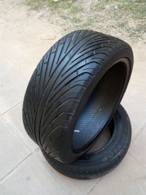 225/40R18 DURUN  SPORT-ONE  มี 1 เส้น tel.081-427-3941 ไอดีไลน์ 0814273941