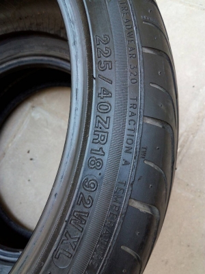 225/40R18 DURUN  SPORT-ONE  มี 1 เส้น tel.081-427-3941 ไอดีไลน์ 0814273941