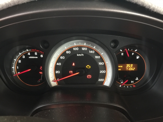 Isuzu dmax2.5 titanium 4ประตูปี54 สวยพร้อมใช้ เล่มพร้อม Isuzu dmax2.5 titanium 4ประตูปี54 สวยพร้อมใช้ เล่มพร้อม