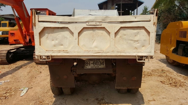 ขาย 6 ล้อดั้ม HINO KM310 เครื่อง 117 แรงม้า เฟืองท้าย F คัสซีสวยตลอดเส้น พวงมาลัยพาวเวอร์  ทะเบียนพร้อมโอน