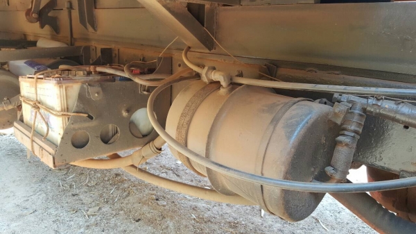 ขาย 6 ล้อดั้ม HINO KM310 เครื่อง 117 แรงม้า เฟืองท้าย F คัสซีสวยตลอดเส้น พวงมาลัยพาวเวอร์  ทะเบียนพร้อมโอน