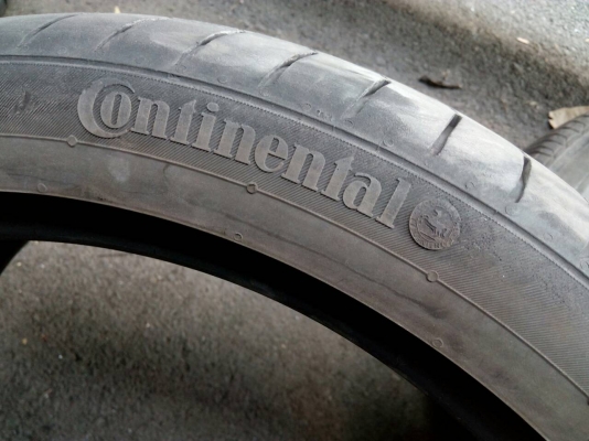 225/40R18 หน้า 245/35R18 หลัง Continental  ชุด 4 เส้น tel.081-427-3941 ไอดีไลน์  0814273941