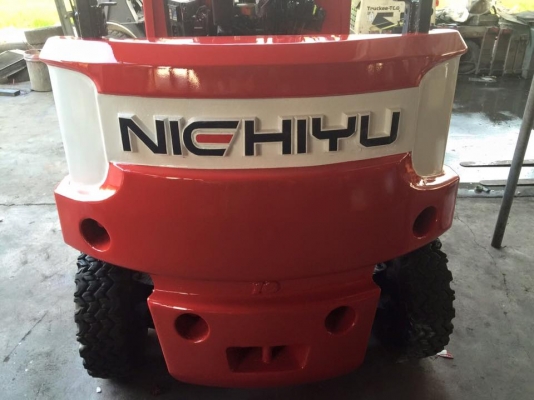 รถโฟล์คลิฟท์ไฟฟ้านิชิยู 1.8 ตันเสา 5.5 เมตร 3 ท่อนฟลูฟรี ญี่ปุ่น100\% รถโฟล์คลิฟท์ไฟฟ้านิชิยู 1.8 ตันเสา 5.5 เมตร 3 ท่อนฟลูฟรี ญี่ปุ่น100\%