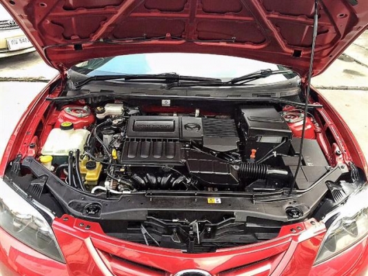 MaZdA3 1.6V รุ่นท็อป 4ประตู เกียร์อัตโนมัติ สีแดง ปี2011