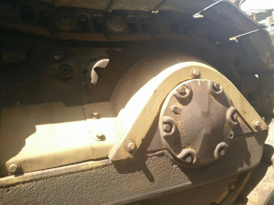 ขายรถแทรกเตอร์ D-5-D ตีนไก่ ใส่แผ่นตีนเป็ดได้ สภาพเก่านอก รถสวยครับ ขายไม่แพง