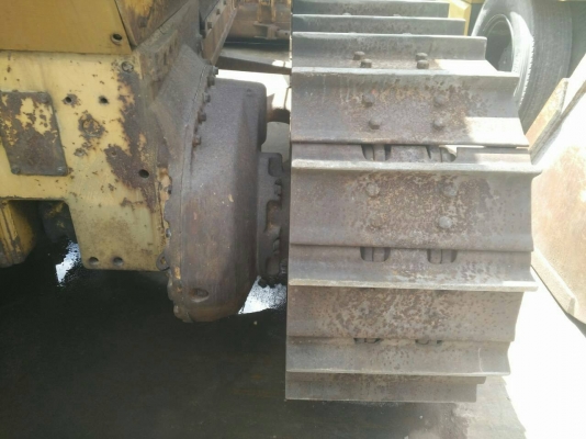 ขายรถแทรกเตอร์ D-5-D ตีนไก่ ใส่แผ่นตีนเป็ดได้ สภาพเก่านอก รถสวยครับ ขายไม่แพง