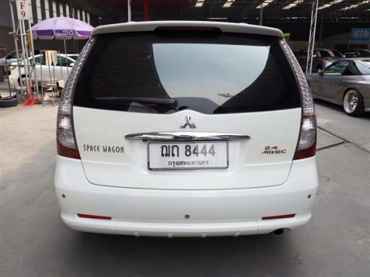 MitSuBiShi Space WaGon 2.4GT สีขาว ปี2009