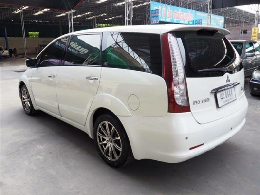 MitSuBiShi Space WaGon 2.4GT สีขาว ปี2009