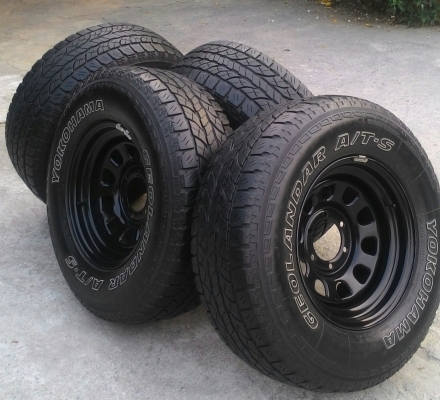 ขาย ยางAll 265/70/16พร้อมล้อลายRock