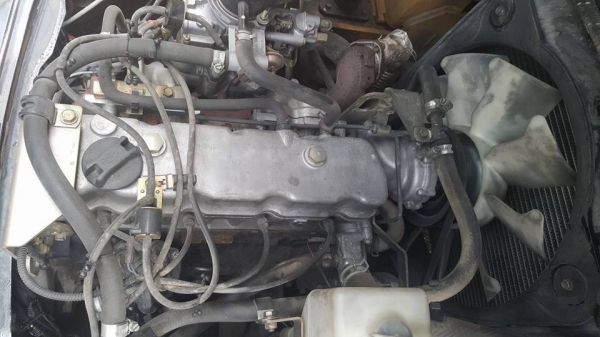 แหล่งรวมรถโฟลค์ลิฟท์มีงาเทอิ้งค์ฟอร์คภาคตะวันออกเป็นรถเสาสูง4.30เมตรแถมบุ๊งกี๋ฟรีเราจัดส่งฟรีทั่วประเทศ/มองหารถงากระดกงาเทอิ้งค์ตักก้อนขี้ยางพารายางถ้วย ราคาใหนเรายินดีจัดหาให้ตามงบประมาณของพี่ๆ