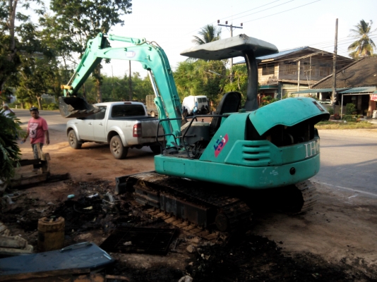 ขายรถแบคโฮ IHI 45 เอกสารอินวอย แทรคเหล็ก ราคา 450000