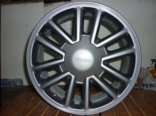 ขายแม็กถอดป้ายแดง อีซูซุ ออนิว เอ็กซ์ซี่รี่ ราคา 5500 บ.