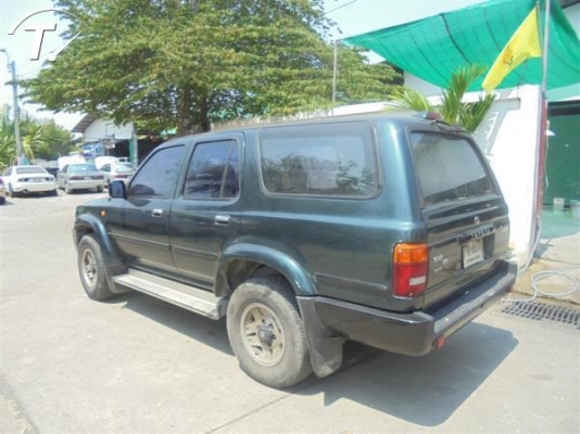 TOYOTA 4RUNNER 3.0 V6 4WD โฉม 95-00 สีเขียว เกียร์ออโต้ ติดแก๊ส LPG ทะเบียน 7ศ6577 กรุงเทพฯ
