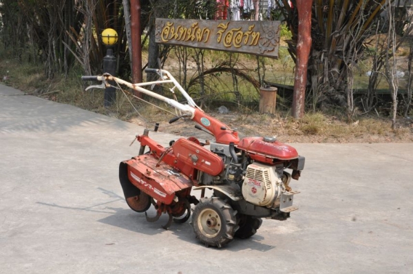 ขายรถพรวนดินYANMAR YK400สาดดิน ยกร่อง แรงดี เบนซิล สภาพสวยเดิมจากญี่ปุ่น มีเกียร์ 15,500เท่านั้น