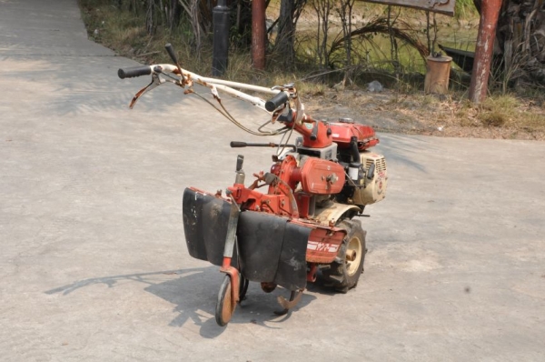 ขายรถพรวนดินYANMAR YK400สาดดิน ยกร่อง แรงดี เบนซิล สภาพสวยเดิมจากญี่ปุ่น มีเกียร์ 15,500เท่านั้น