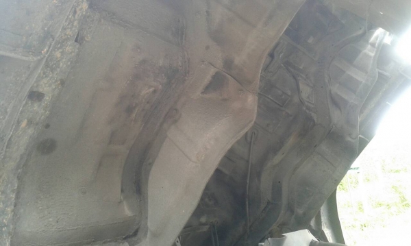 ขายรถบรรทุก 10 ล้อรั้ว ISUZU ROCKY 175 แรงม้า รั้วเหล็ก ราคา 550000