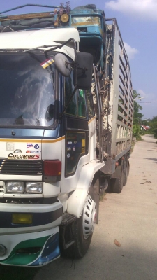 ขายรถบรรทุก 10 ล้อรั้ว ISUZU ROCKY 175 แรงม้า รั้วเหล็ก ราคา 550000