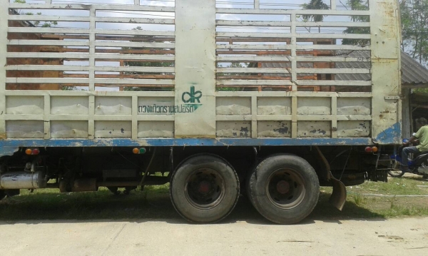 ขายรถบรรทุก 10 ล้อรั้ว ISUZU ROCKY 175 แรงม้า รั้วเหล็ก ราคา 550000