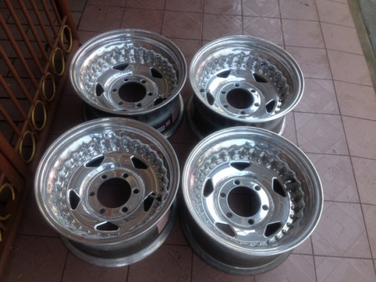 ล้อเเท้ CENTER LINE 15กว้าง8นิ้ว4ลูกอ๊อฟลึกๆสีเดิมๆเก่าญี่ปุ่นเเท้สภาพสวยมากๆ