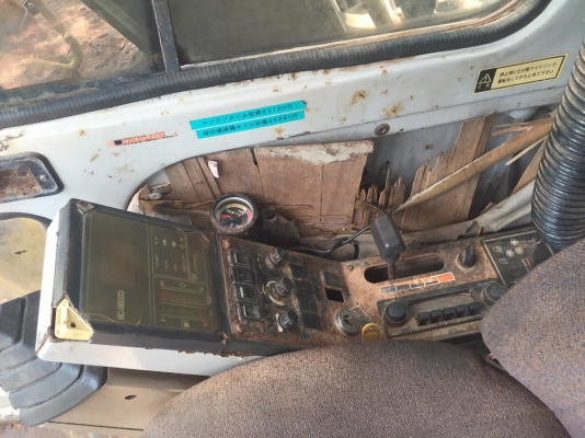 ขายแบคโฮ KOBELCO LP-055XX 120/// เครื่อง 85แรงม้า แอร์ไฟฟ้าพร้อม สนใจโทร 081-970-1072