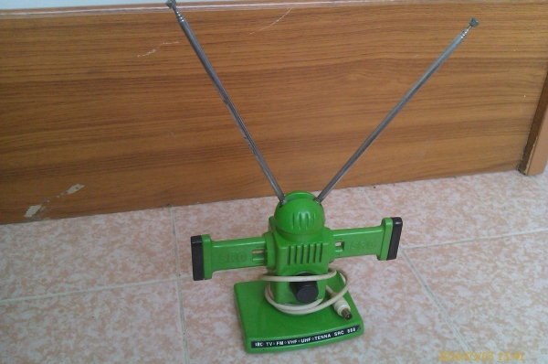 เสาอากาศหนวดกุ้ง ปรับความชัดได้