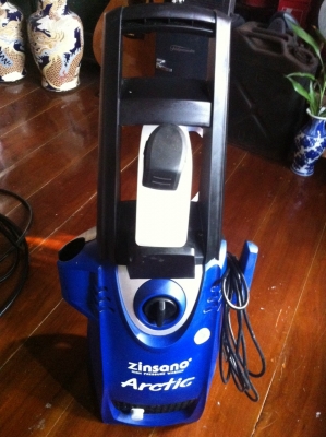 เครื่องฉีดน้ำแรงดันสูง 120 บาร์ เคยใช้งานแค่สองครั้ง ซื้อมาแค่สองเดือนกว่า ใช้งานปกติ 100\%