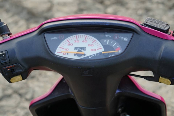 วุฒิ นนบุรี ขาย HONDA Dio AF18 รถสวยสีดีพร้อมใช้เครื่องดีระบบไฟครบ