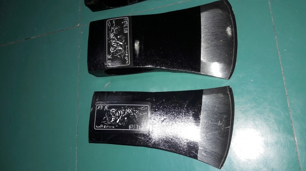 ขายหัวขวาน3 1/2,2 3/4,2,1 1/4ปอน HULT'S CELEBRATED AXES. MADE IN SWEDEN. ขายหัวขวาน3 1/2,2 3/4,2,1 1/4ปอน HULT'S CELEBRATED AXES. MADE IN SWEDEN.