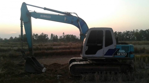 **720,000 บ.ต่อรอง/// แบคโฮ KOBELCO SK120 MARK (3) ไฟฟ้าครบ เต็ม เครื่อง/ปั้ม เดิม ไม่โหลด เอวแน่น บูมอาร์มสวย มีปะ1จุด ช่วงล่าง75\% บอดี้สวย ครบ พร้อมใช้ เอกสารอินวอย **ขาย KOBELCO MARK-3 SK120 แบคโฮยอดนิยม เครื่อง/ปั้มเดิม ไฟฟ้าครบ ช่วงล่างแน่น บอดี้ทรงส **720,000 บ.ต่อรอง/// แบคโฮ KOBELCO SK120 MARK (3) ไฟฟ้าครบ เต็ม เครื่อง/ปั้ม เดิม ไม่โหลด เอวแน่น บูมอาร์มสวย มีปะ1จุด ช่วงล่าง75\% บอดี้สวย ครบ พร้อมใช้ เอกสารอินวอย **ขาย KOBELCO MARK-3 SK120 แบคโฮยอดนิยม เครื่อง/ปั้มเดิม ไฟฟ้าครบ ช่วงล่างแน่น บอดี้ทรงส