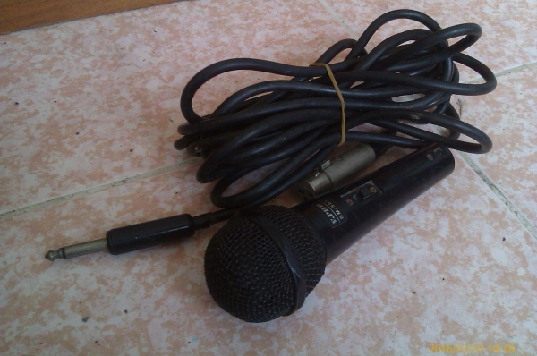 ไมค์โครโฟนไดนามิก