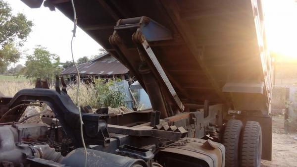 **ด่วน!! 740,000 บ.ต่อรอง/// 6ล้อใหญ่ดั้มดิน ISUZU DECA FTR-200 ยูโรทู ปี49 รถห้างแท้ เครื่อง/เกียร์ เดิม หัวสวย พาวเวอร์/ทริฟฟี่/แอร์/ก.ไฟฟ้า ดั้มเหล็ก4.0ม.ยาง900/20 สวย พร้อมใช้งาน เล่ม ครบ **ขาย ISUZU DECA FTR 200 HP EURO-2 ปี49 6ล้อดั้มดิน6ตัน สภาพสวย **ด่วน!! 740,000 บ.ต่อรอง/// 6ล้อใหญ่ดั้มดิน ISUZU DECA FTR-200 ยูโรทู ปี49 รถห้างแท้ เครื่อง/เกียร์ เดิม หัวสวย พาวเวอร์/ทริฟฟี่/แอร์/ก.ไฟฟ้า ดั้มเหล็ก4.0ม.ยาง900/20 สวย พร้อมใช้งาน เล่ม ครบ **ขาย ISUZU DECA FTR 200 HP EURO-2 ปี49 6ล้อดั้มดิน6ตัน สภาพสวย