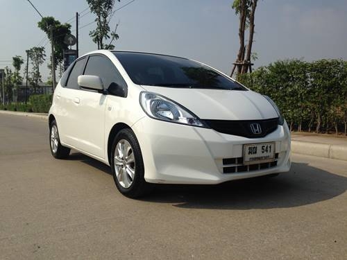 HONDA JAZZ 2012 รองท๊อป สวยสภาพป้ายแดง