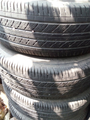 215/65R16 DUNLOP SP LT37  ชุด 4 เส้น tel.081-427-3941 ไอดีไลน์  0814273941