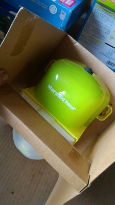 เครื่องทำฟองสบู่อัตโนมัติ Mermaid hour แบบเคลื่อนย้ายได้เอาไปติดกับผนังหรืออ่างอาบน้ำได้