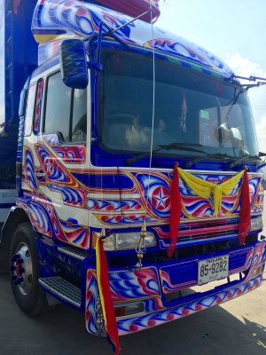 ขาย12ล้อโปรเฟียดั้มเครื่องp11c 380แรง ช่วงล่างเมก้า500