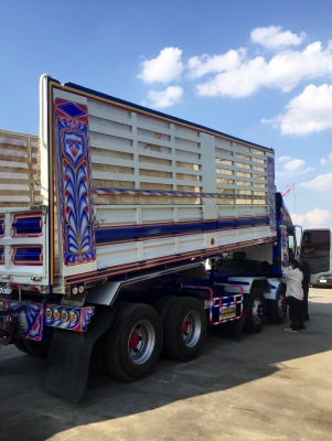 ขาย12ล้อโปรเฟียดั้มเครื่องp11c 380แรง ช่วงล่างเมก้า500