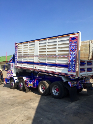 ขาย12ล้อโปรเฟียดั้มเครื่องp11c 380แรง ช่วงล่างเมก้า500